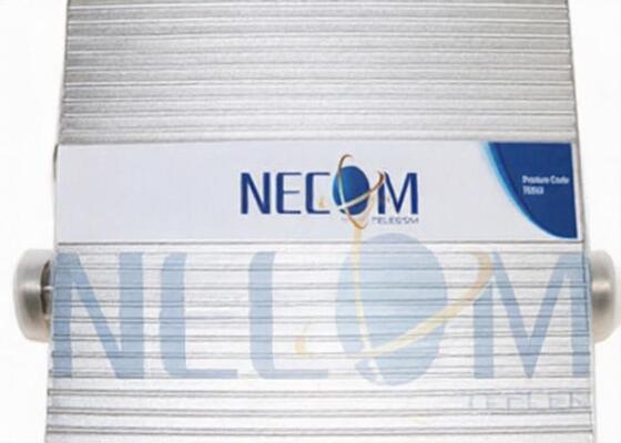 Buy 2W High Power Mobile Phone Signal Repeater 900MHz Cellphone Signal Booster online manufacture